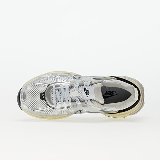 NIKE V2K RUN