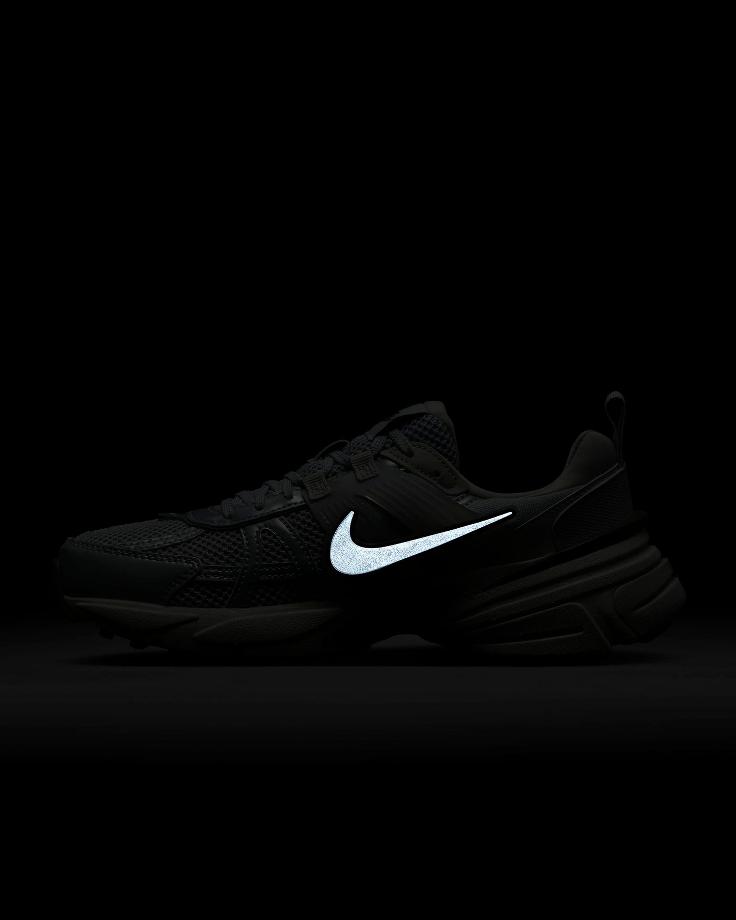 NIKE V2K RUN