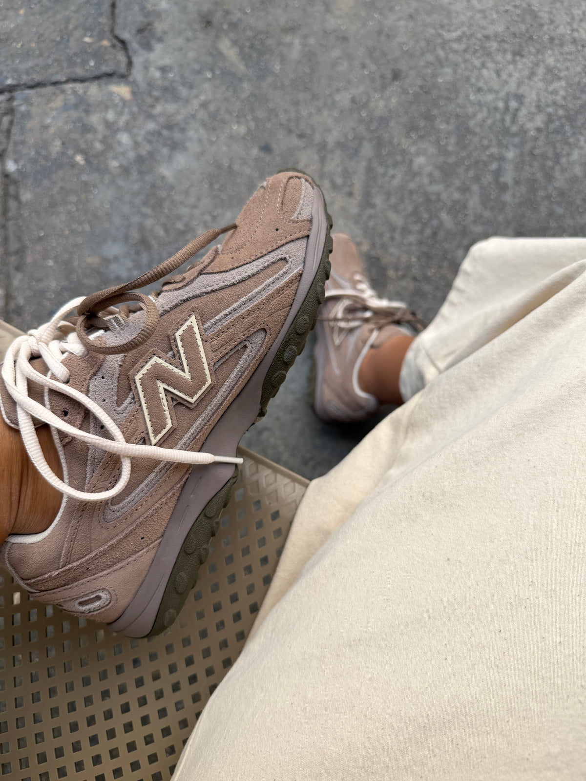New balance 204 L